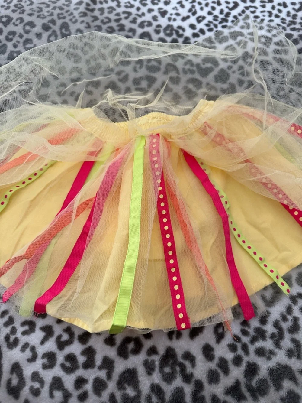 2009 Gymboree Tulle Ribbon Layered Skirt in Yellow Size 3T